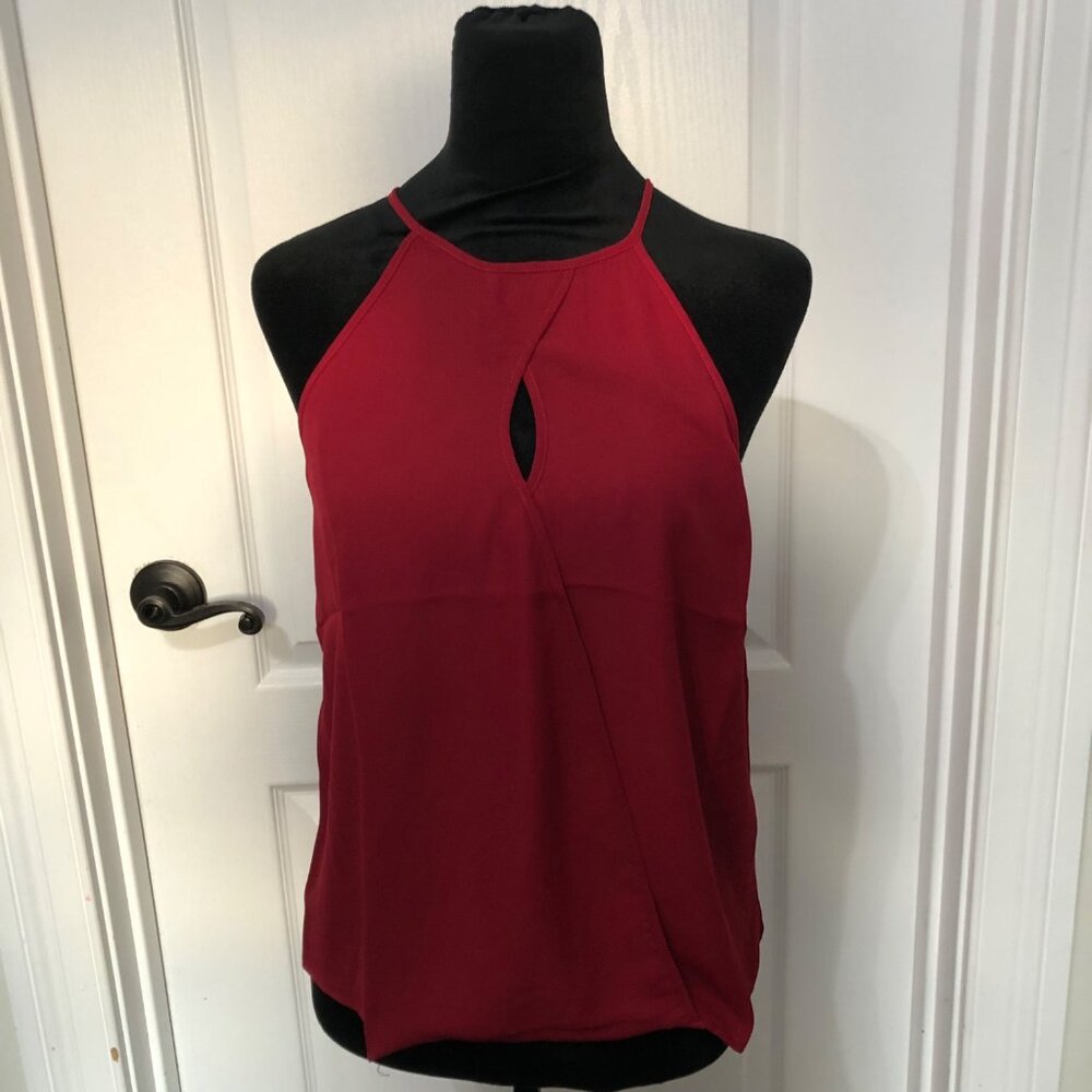 Three Eighty Two Red Sleeveless Keyhole‎ Blouse 100% Polyester Size Small NWT